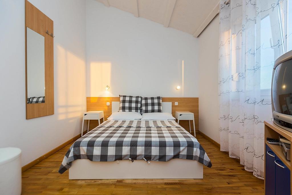 Apartments Dada Biograd Na Moru Værelse billede